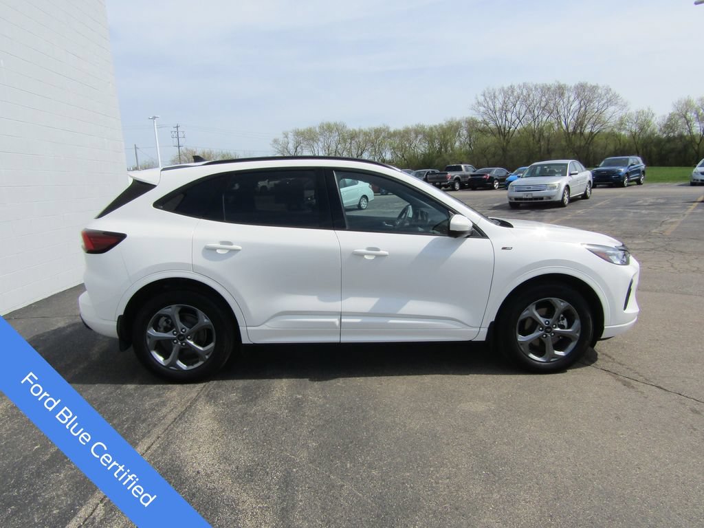 Certified 2023 Ford Escape ST-Line Select w/ Tech Pack #2 AWD/4WD image 10