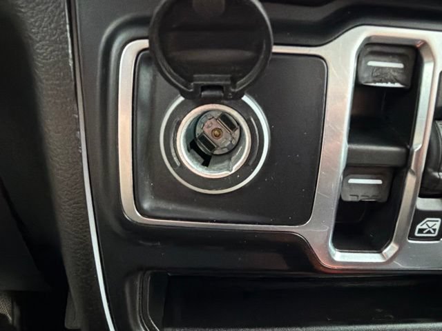 Used 2021 Jeep Gladiator Sport AWD/4WD image 32