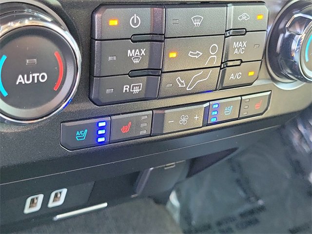 Certified 2017 Ford F250 Lariat w/ Lariat Value Package image 16