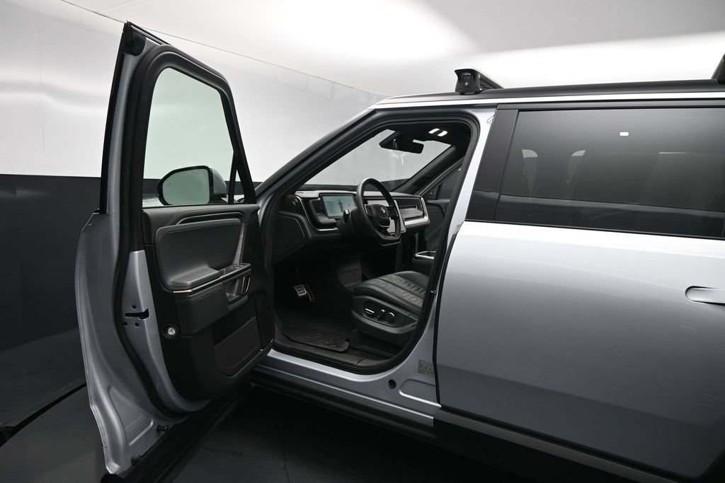 Used 2023 Rivian R1S Adventure Quad AWD/4WD image 9