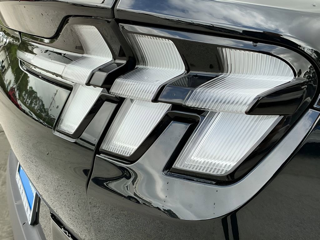 Certified 2025 Ford Mustang Mach-E Premium image 16