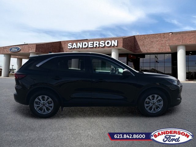 Certified 2024 Ford Escape Active FWD image 2