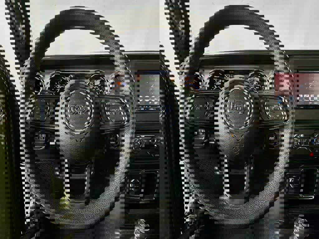 Used 2021 Jeep Wrangler Unlimited Sport image 16