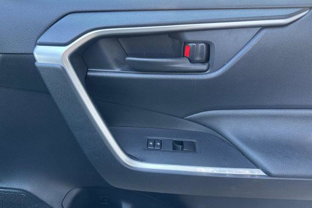 Used 2021 Toyota RAV4 SE w/ Weather & Moonroof Package AWD/4WD image 11