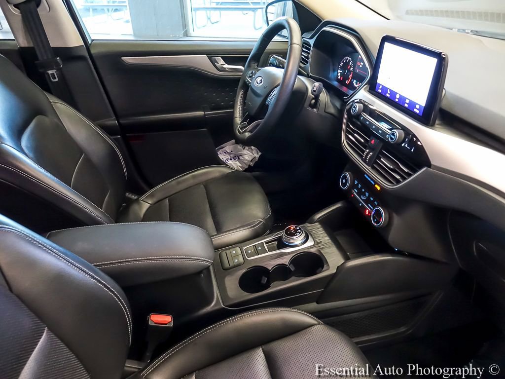 Certified 2020 Ford Escape SEL FWD image 25