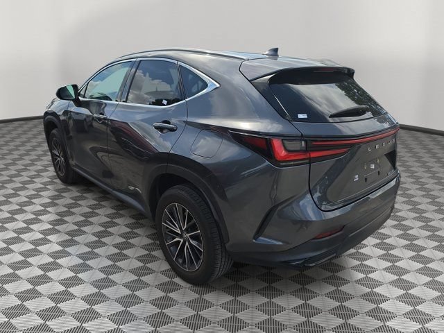 Used 2024 Lexus NX 250 FWD w/ Towing Package (2000 Lbs) image 3