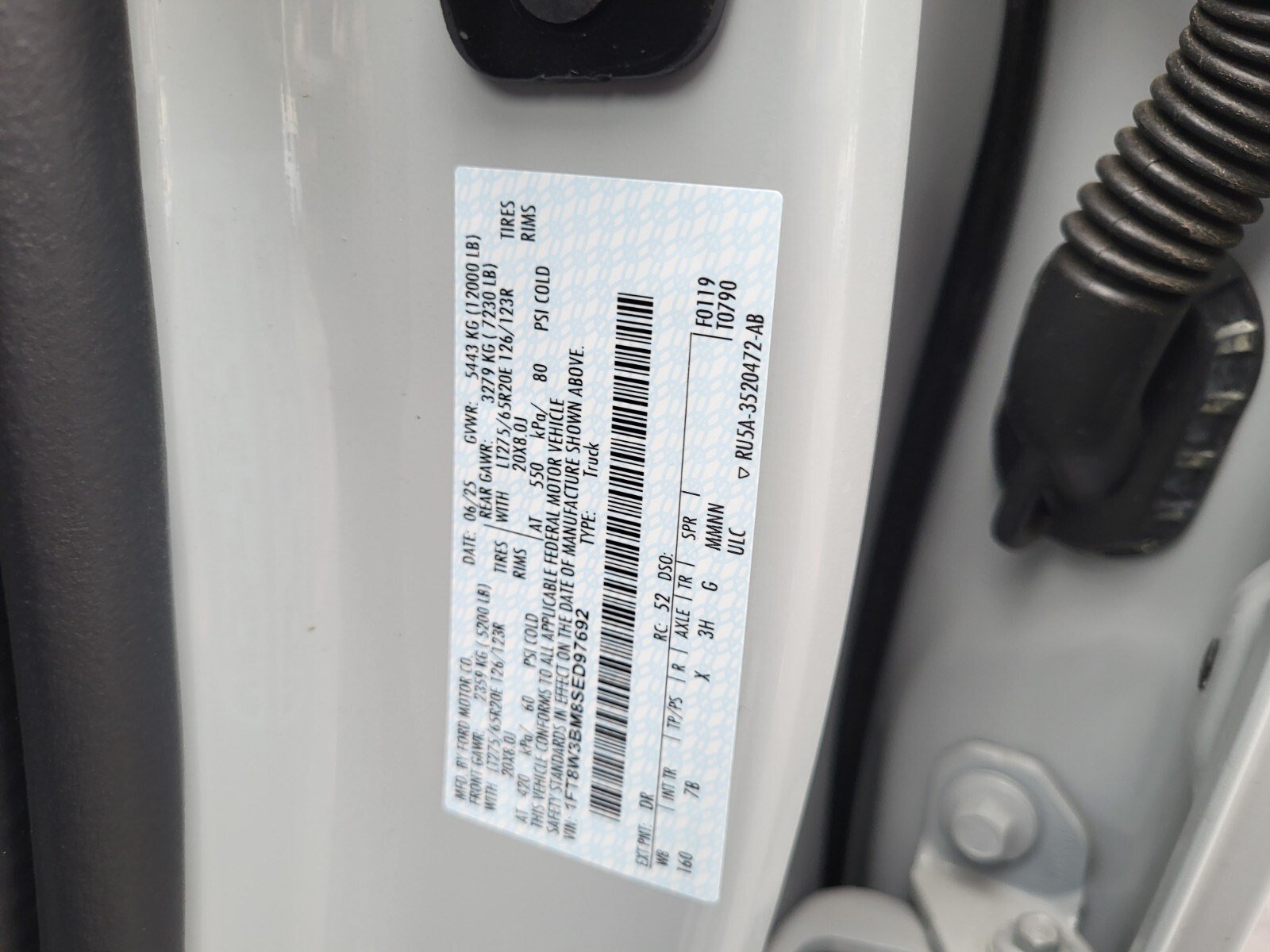 Certified 2025 Ford F350 Platinum w/ FX4 Off-Road Package AWD/4WD image 35