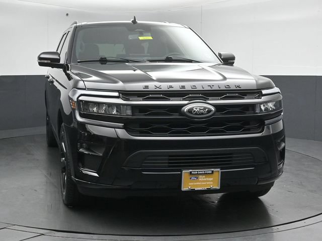 Certified 2024 Ford Expedition Limited AWD/4WD image 2