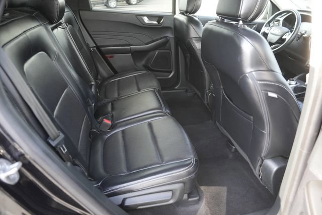 Certified 2021 Ford Escape SEL image 16