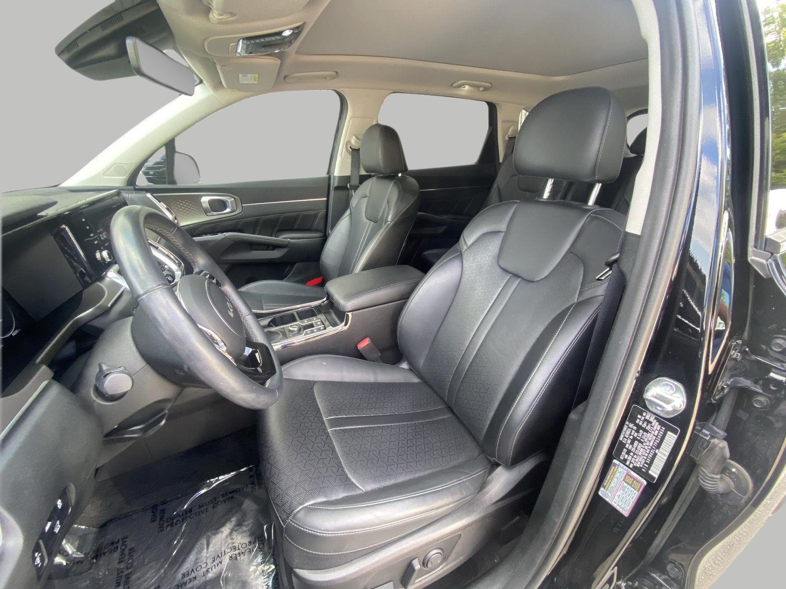 Used 2023 Kia Sorento SX AWD/4WD image 10
