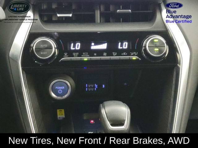 Used 2021 Toyota Venza XLE w/ Softex Package AWD/4WD image 23