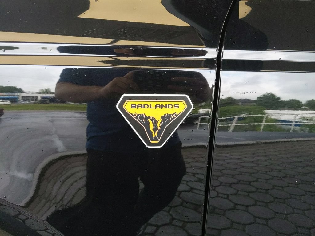 Certified 2025 Ford Bronco Badlands AWD/4WD image 11