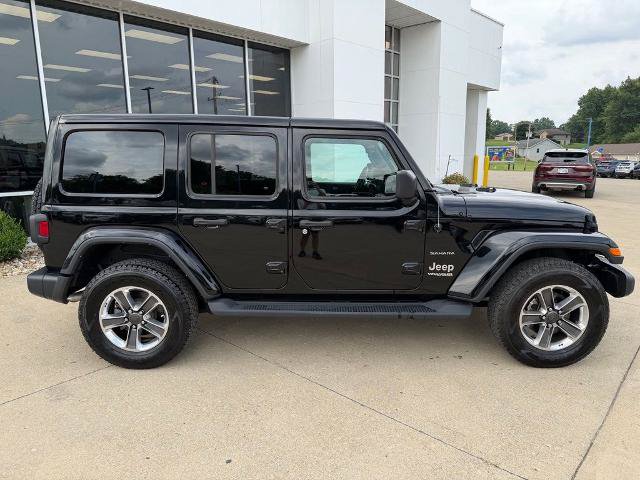 Used 2022 Jeep Wrangler Unlimited Sahara w/ Cold Weather Group AWD/4WD image 9