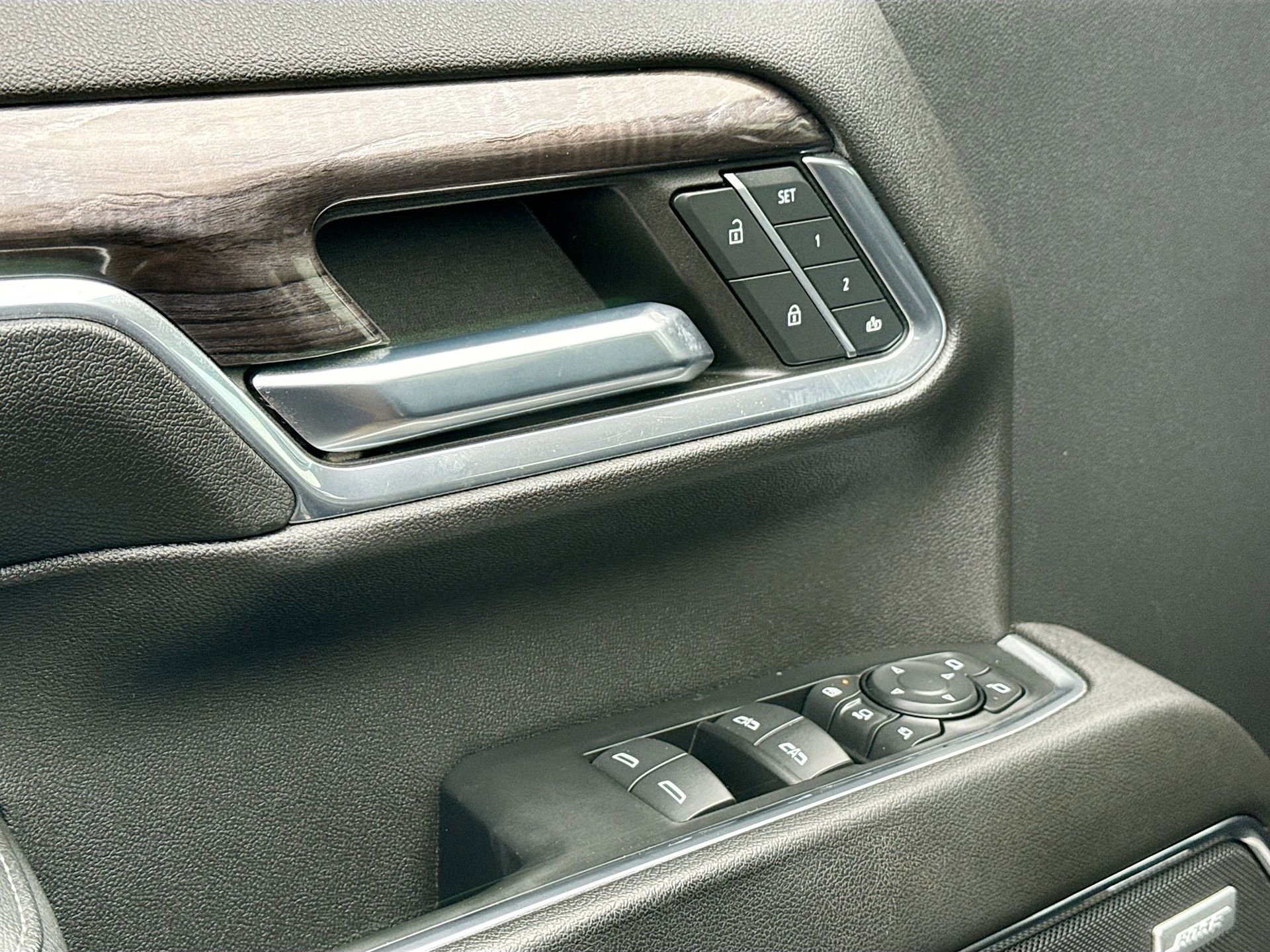 Used 2024 Chevrolet Silverado 3500 LTZ w/ LTZ Plus Package image 23