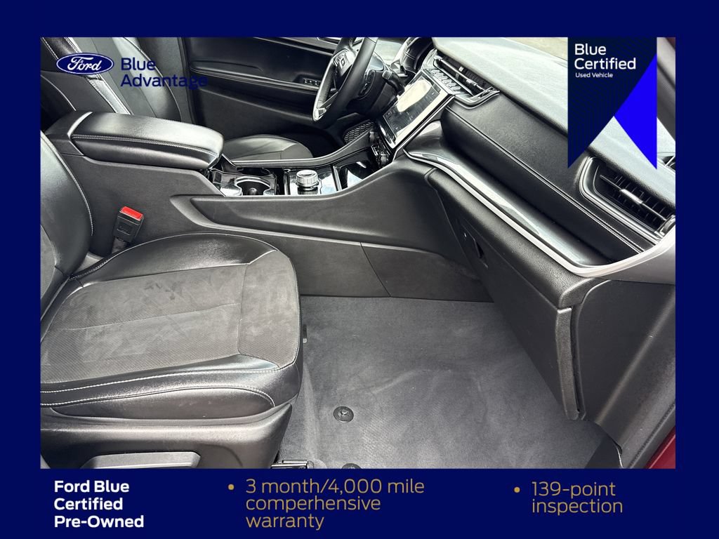 Used 2023 Jeep Grand Cherokee Altitude AWD/4WD image 13