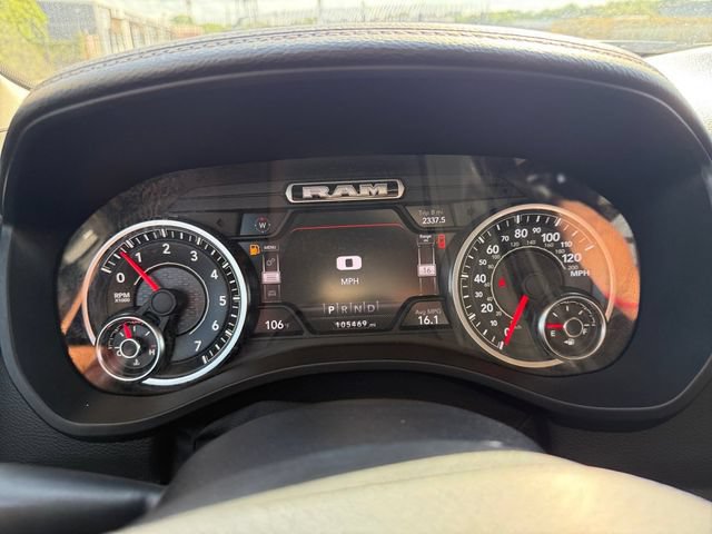 Used 2021 RAM 1500 Laramie AWD/4WD image 9