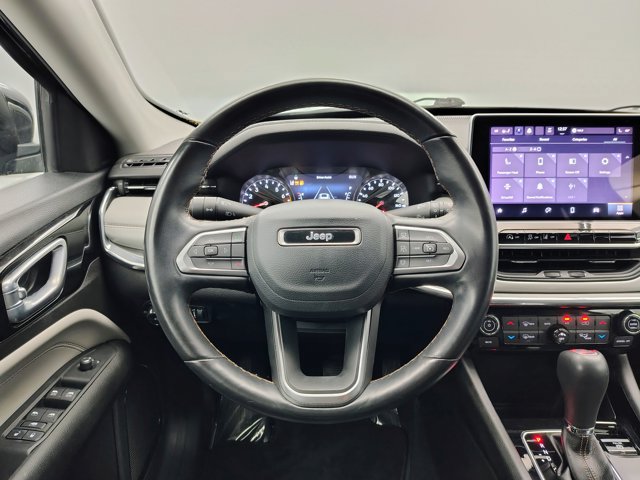 Used 2022 Jeep Compass Limited AWD/4WD image 34