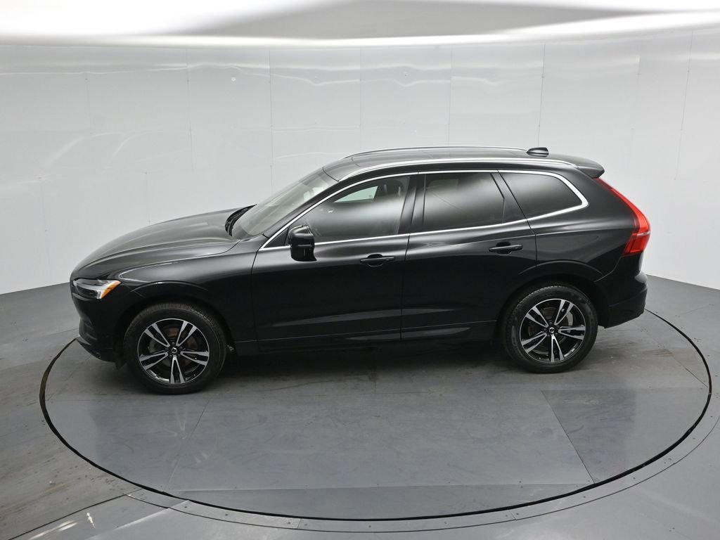Used 2021 Volvo XC60 T5 Momentum w/ Premium Package image 23