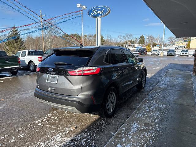 Certified 2023 Ford Edge SEL image 3