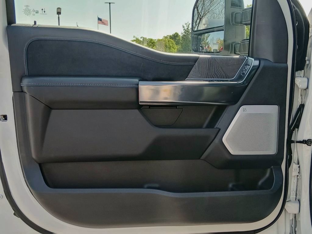 Certified 2025 Ford F350 Platinum AWD/4WD image 21