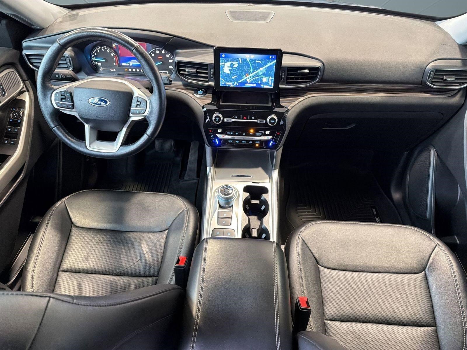 Certified 2021 Ford Explorer Limited RWD image 16