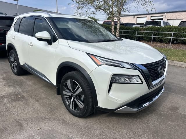 Used 2023 Nissan Rogue Platinum w/ Platinum Premium Package AWD/4WD image 2