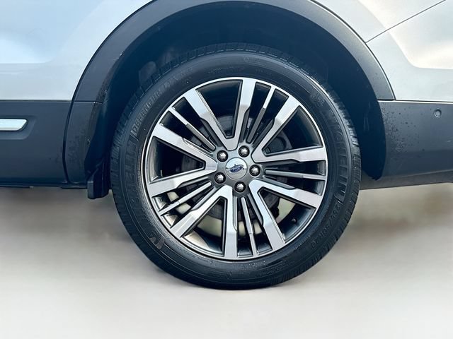 Certified 2017 Ford Explorer Platinum AWD/4WD image 39