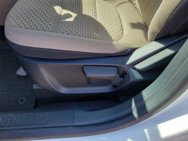 Certified 2022 Ford Escape SE w/ SE Sport Appearance Package image 18