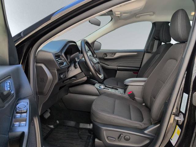 Certified 2024 Ford Escape Active AWD/4WD image 13