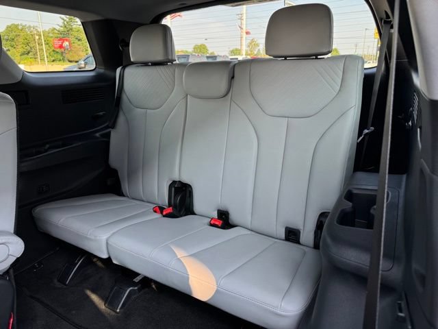 Used 2025 Hyundai Palisade SEL AWD/4WD image 11