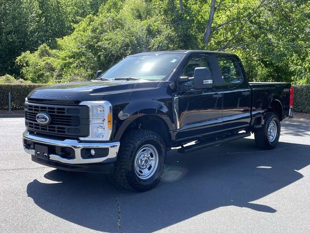 Certified 2023 Ford F250 XL w/ XL Off-Road Package AWD/4WD image 3