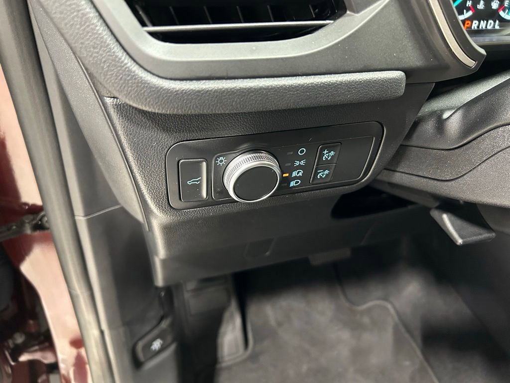 Certified 2021 Ford Escape SE w/ SE Sport Appearance Package AWD/4WD image 14