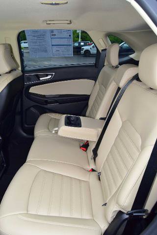 Certified 2024 Ford Edge SEL w/ Convenience Package AWD/4WD image 29