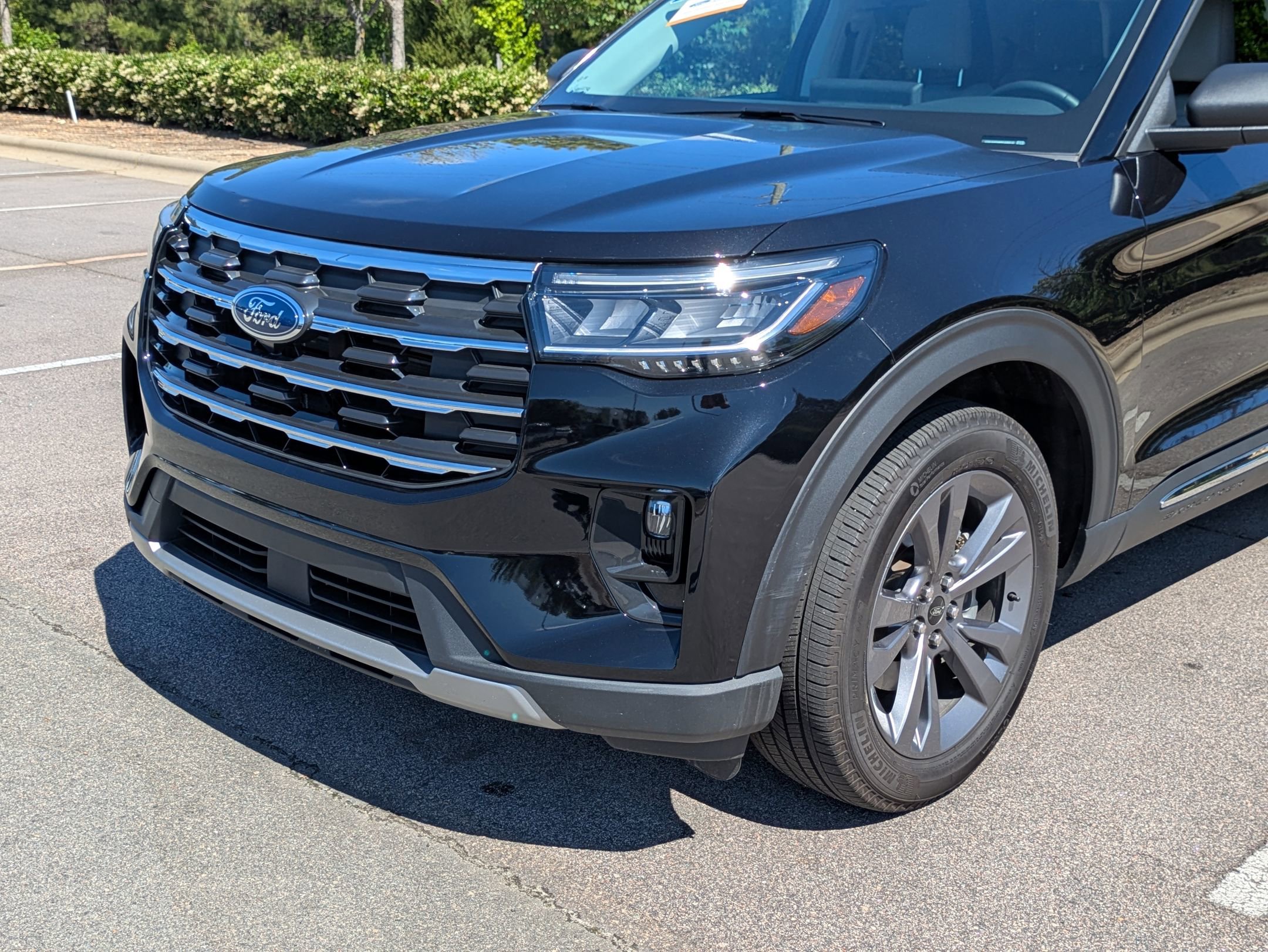 Certified 2025 Ford Explorer Active w/ Active Comfort Package AWD/4WD image 10