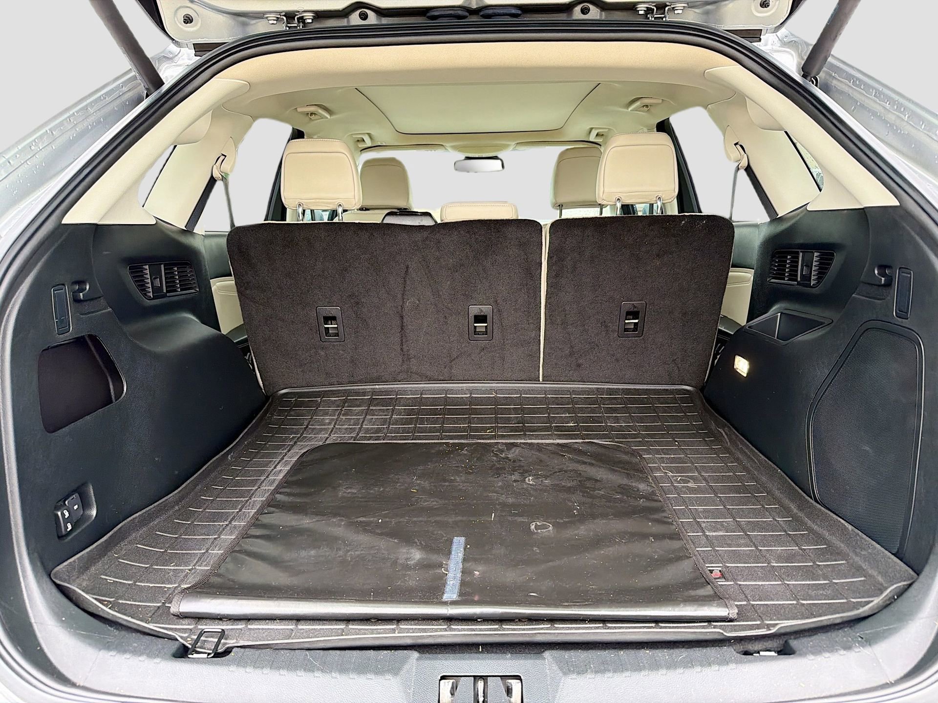 Certified 2023 Ford Edge Titanium AWD/4WD image 28