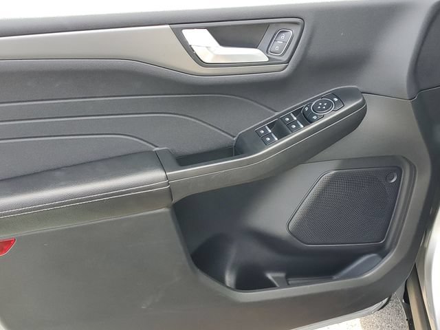 Certified 2024 Ford Escape SE FWD image 8
