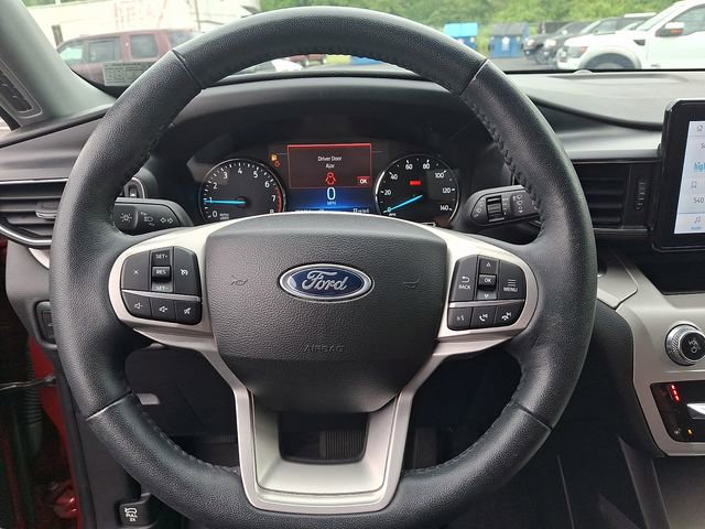 Certified 2023 Ford Explorer XLT w/ Equipment Group 202A AWD/4WD image 31