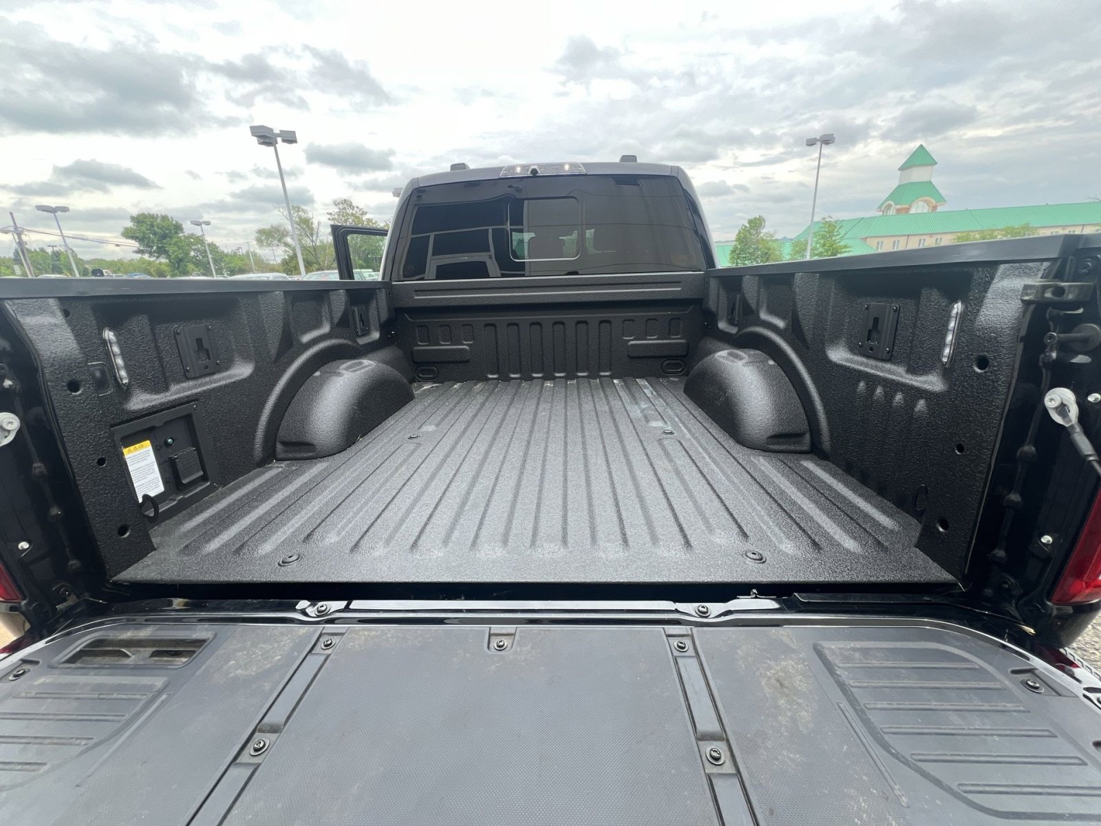 Certified 2023 Ford F150 Raptor w/ Raptor Carbon Fiber Package AWD/4WD image 42