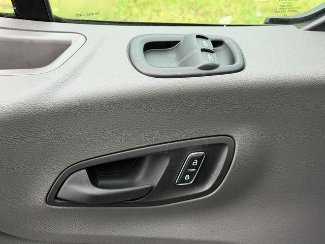 Certified 2023 Ford Transit 250 Medium Roof RWD image 29