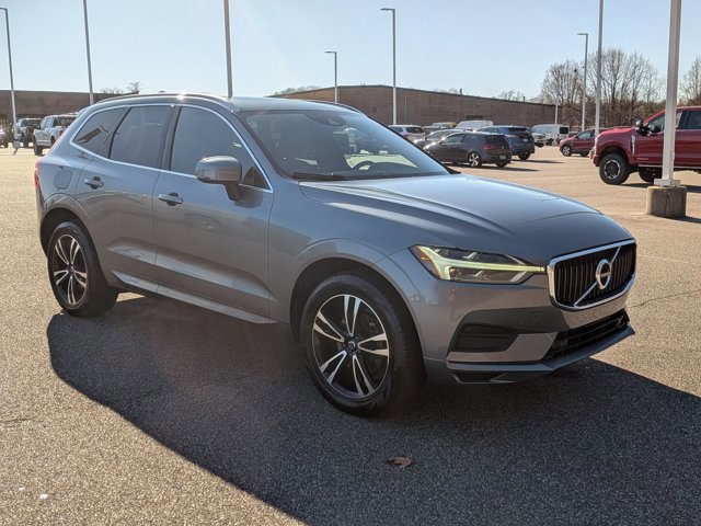 Used 2020 Volvo XC60 T5 Momentum w/ Protection Package Premier image 7