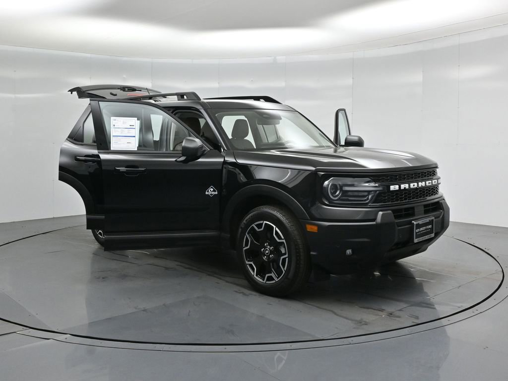 Certified 2025 Ford Bronco Sport Outer Banks w/ Outer Banks Tech Package+ image 58