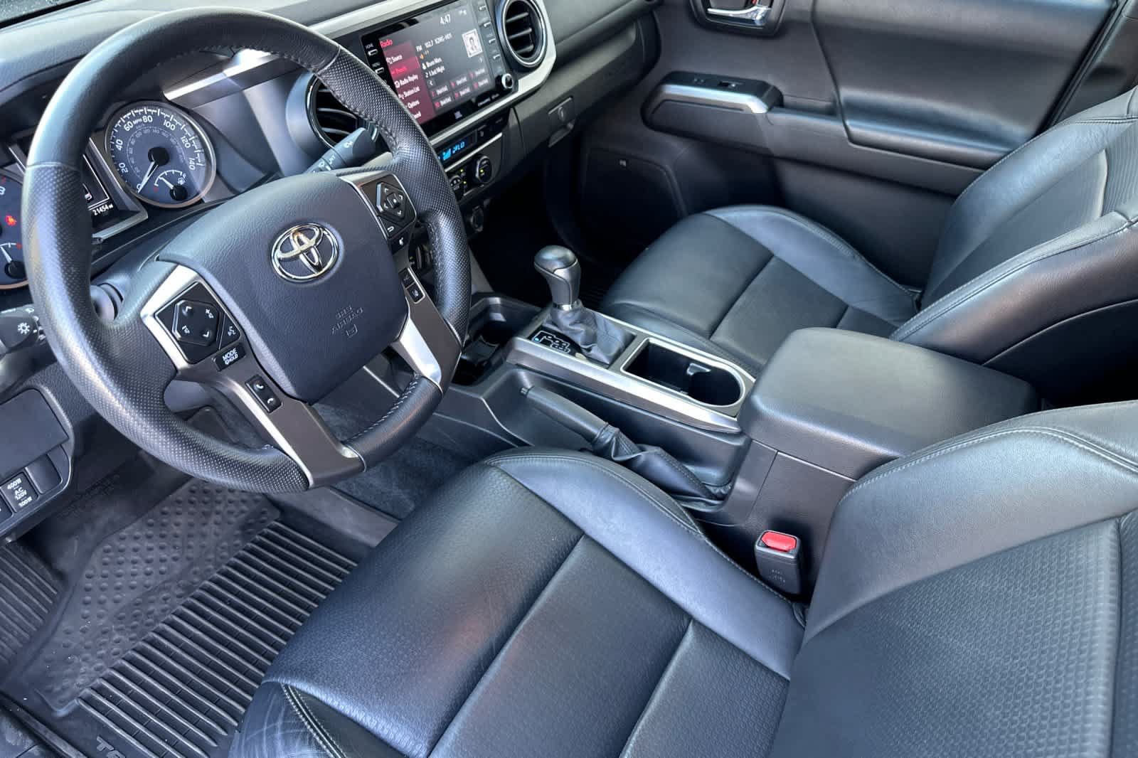 Used 2023 Toyota Tacoma Limited AWD/4WD image 11