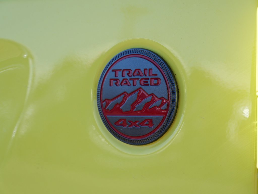 Used 2023 Jeep Gladiator Rubicon w/ Cold Weather Group AWD/4WD image 9