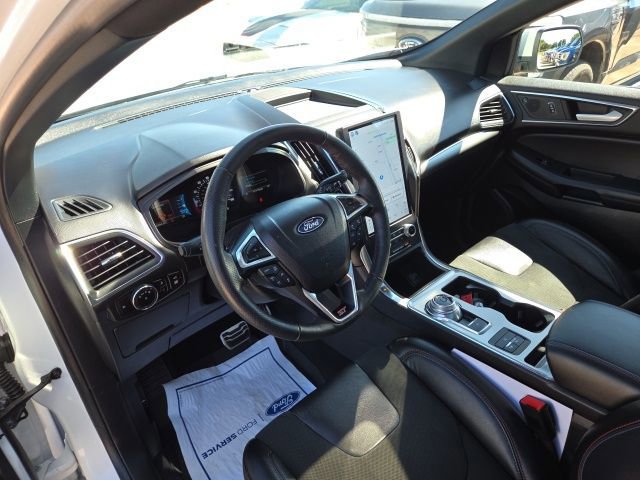 Certified 2024 Ford Edge ST w/ Equipment Group 401A image 27