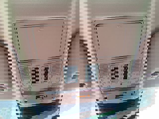 Used 2021 Jaguar F-PACE S image 37