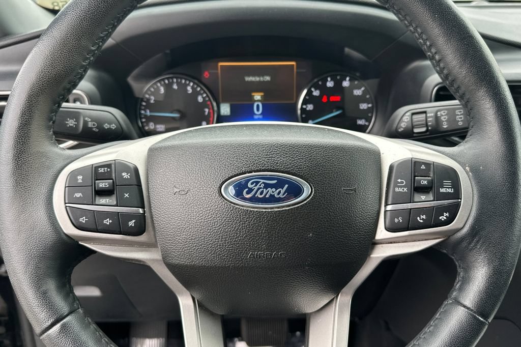 Certified 2023 Ford Explorer XLT w/ Equipment Group 202A RWD image 25