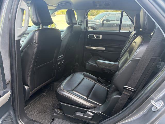 Certified 2022 Ford Explorer XLT w/ Equipment Group 202A AWD/4WD image 26