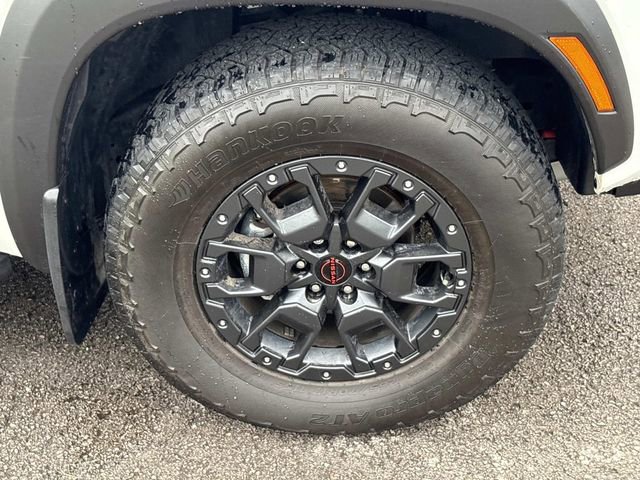 Used 2023 Nissan Frontier PRO-4X w/ Pro-4X Premium Package AWD/4WD image 9