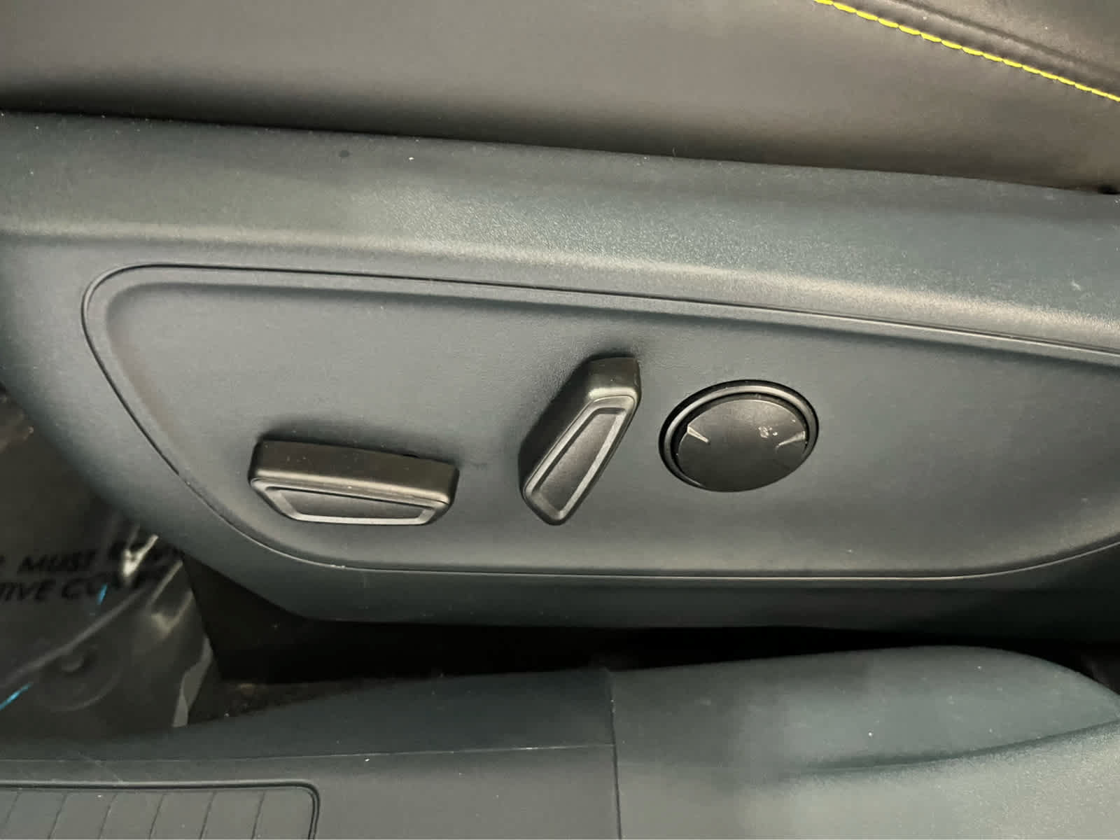 Certified 2025 Ford Maverick Lobo AWD/4WD image 22