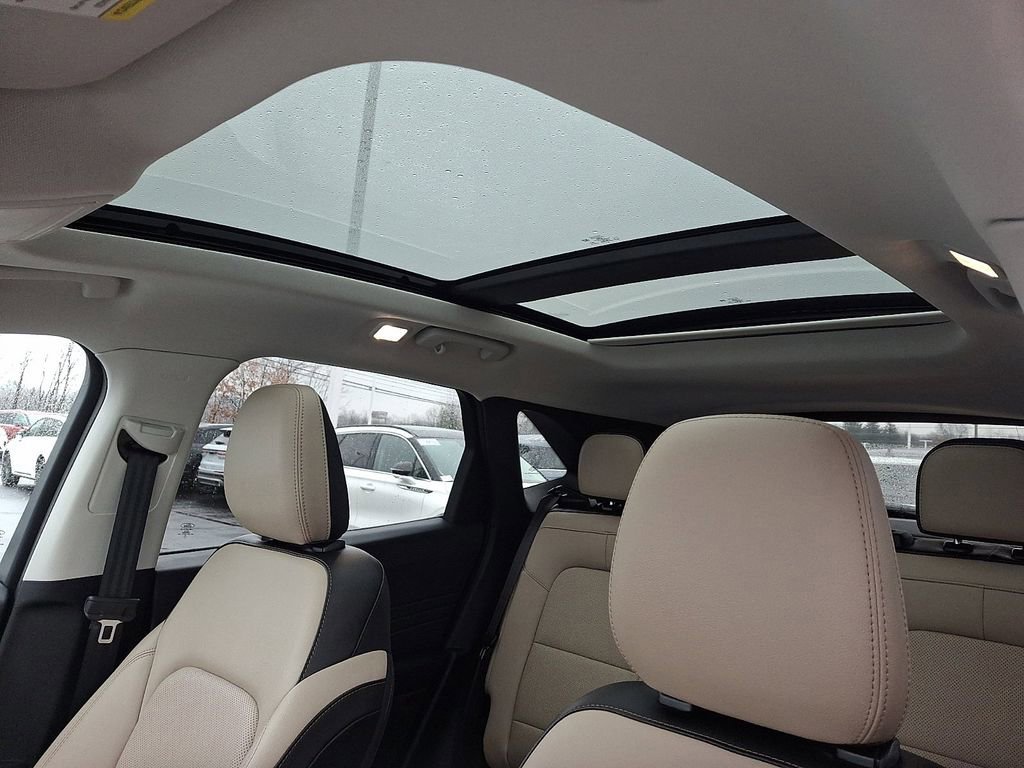 Certified 2022 Ford Escape SEL image 14